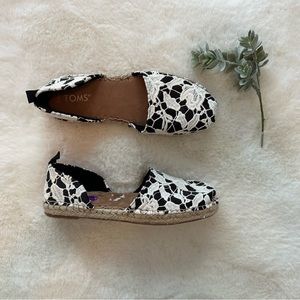 TOMS | Katalina Lace Espadrille Flats - NWOT - Size 6.5